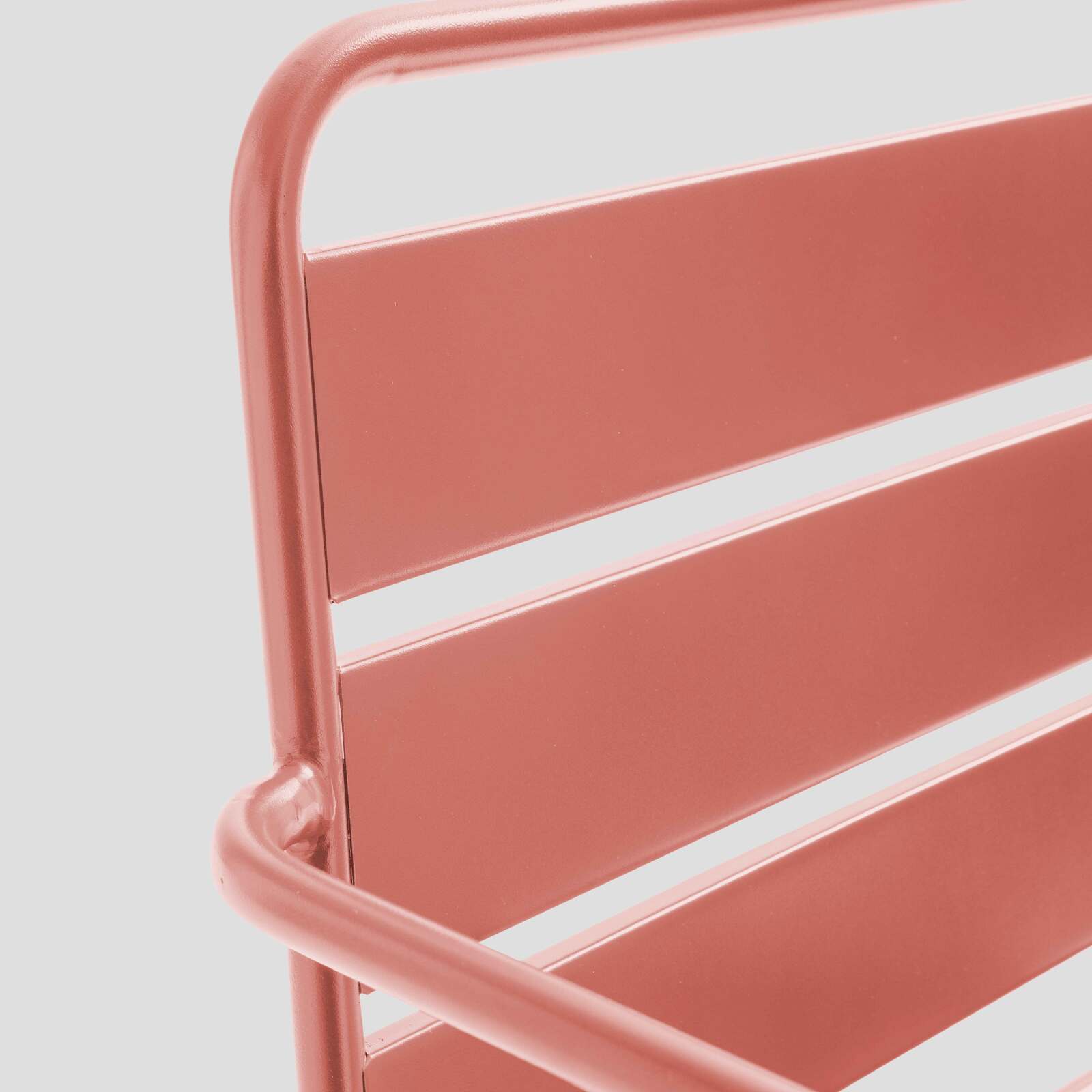 Fauteuil de jardin bas en métal