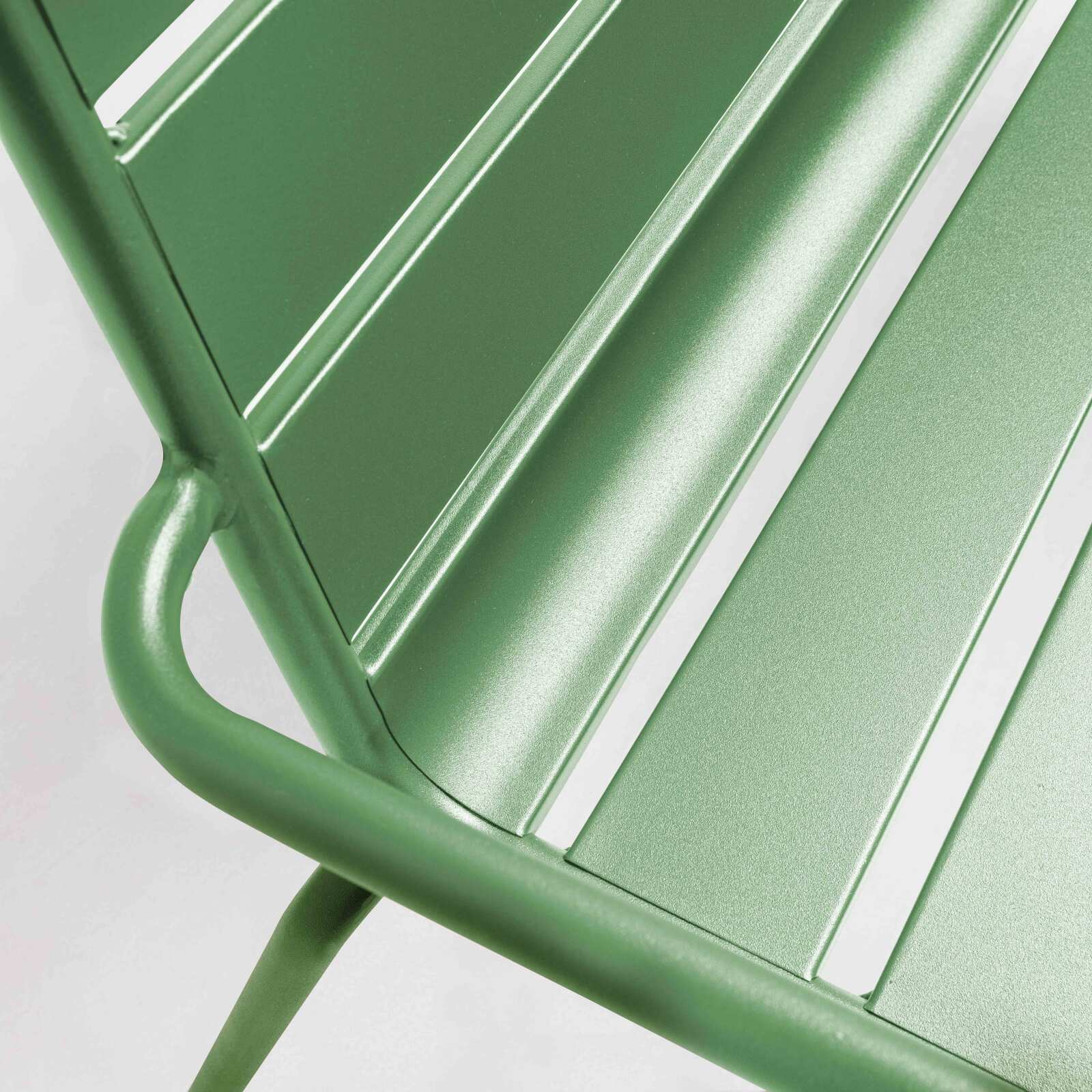 Banc de jardin en métal