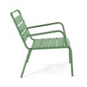 Fauteuil bas en métal