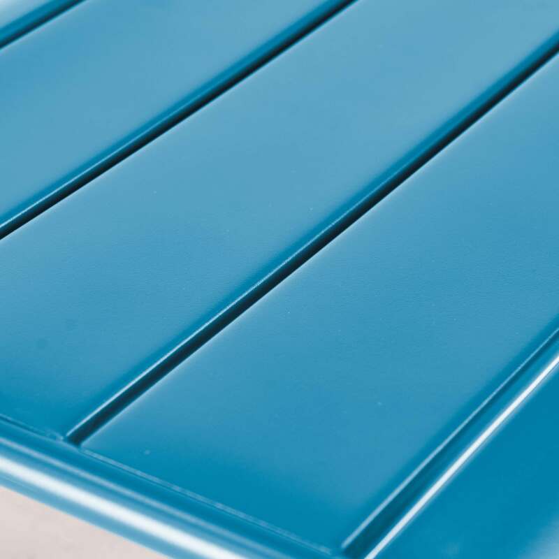 Fauteuil bas en métal (5/7)