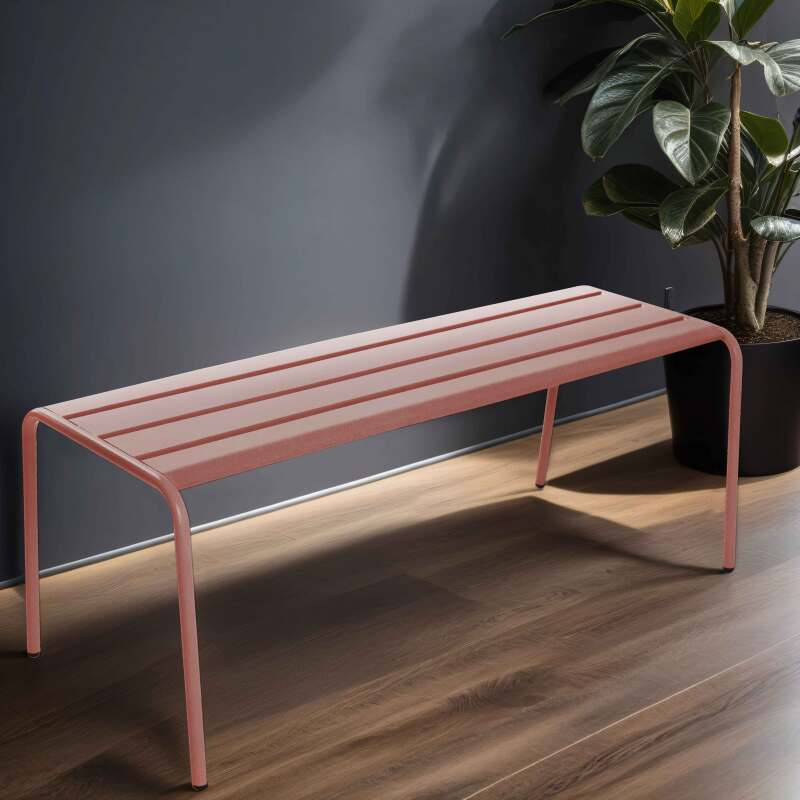 Banc en métal
