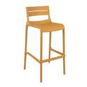 Chaise haute de terrasse en plastique