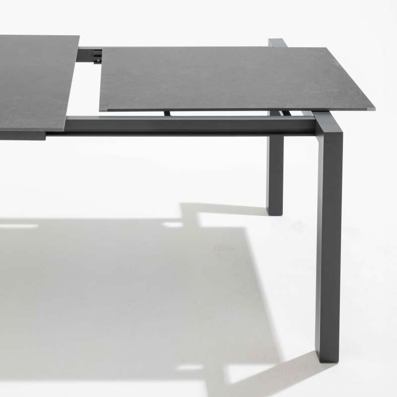 Table de jardin rectangulaire extensible (180/240 x 90 x 75 cm) en aluminium et pierre gris anthracite