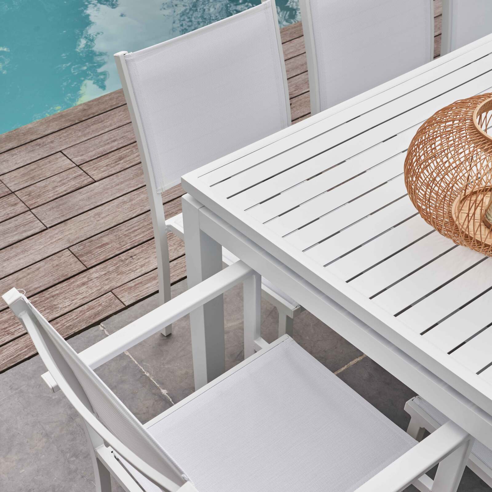 Table de jardin extensible rectangulaire en aluminium avec 6 chaises et 2 chaises avec accoudoirs