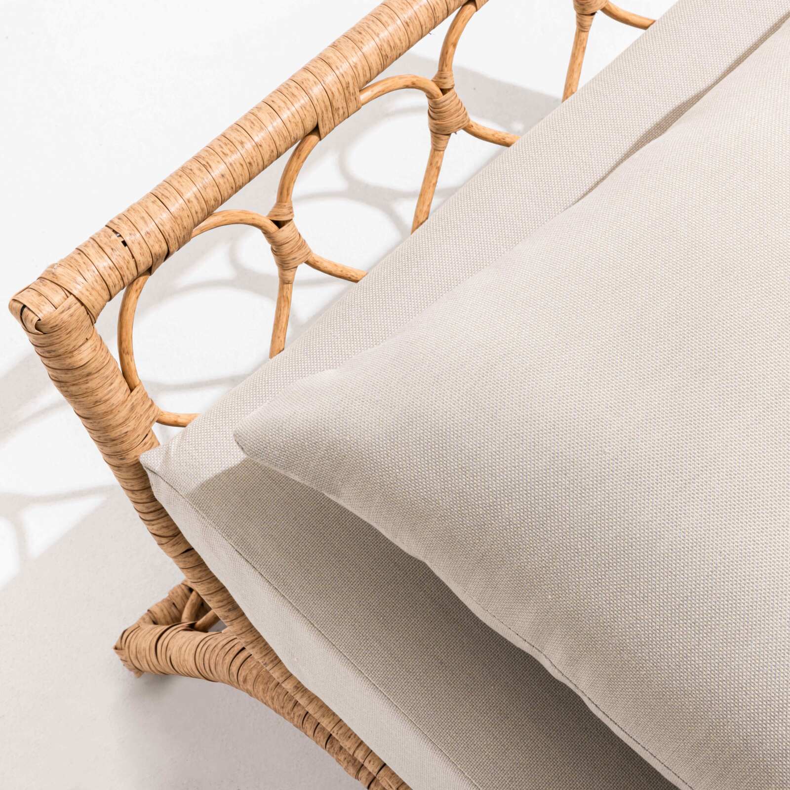 Banquette de jardin en résine tressée