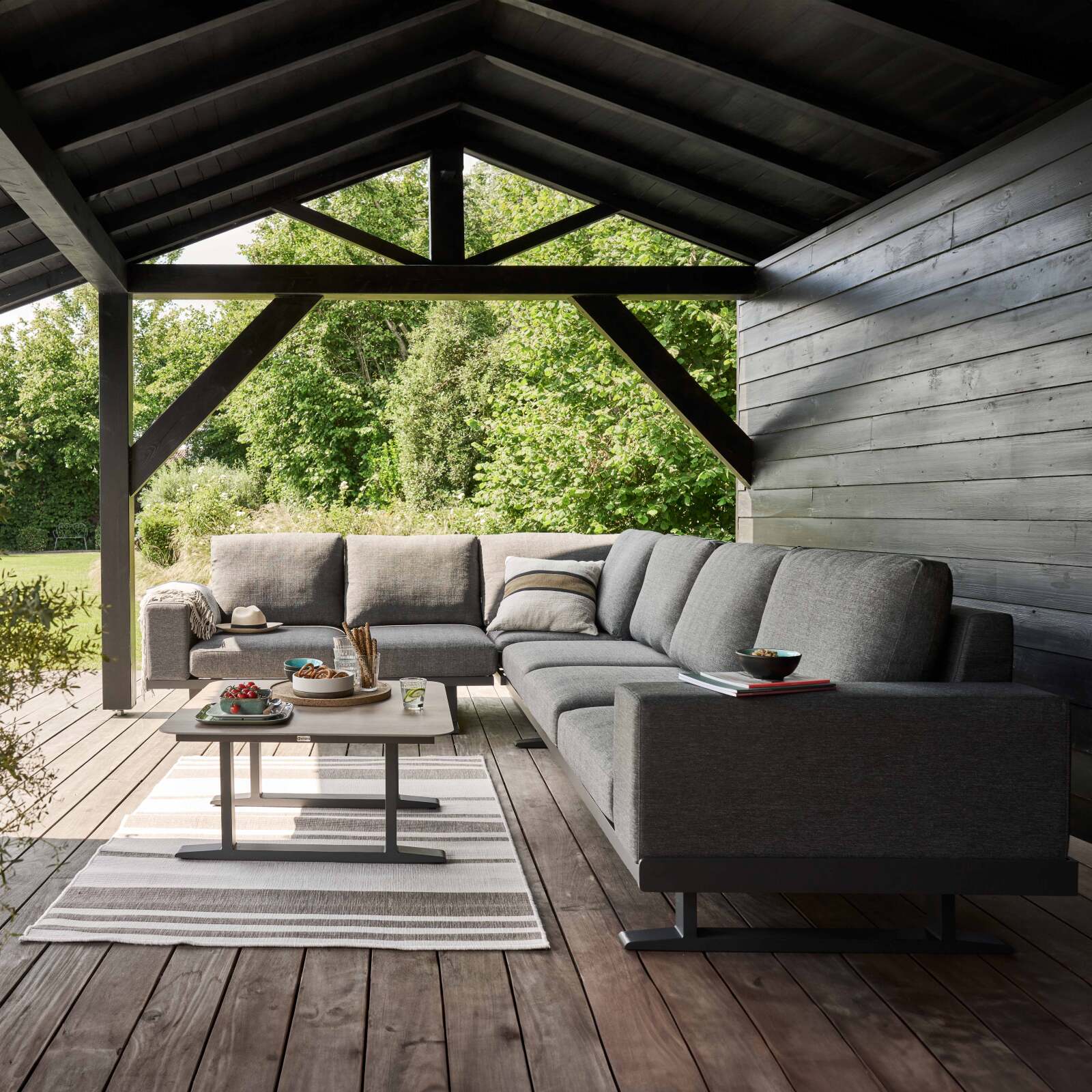 Salon de jardin d'angle 5 places en aluminium