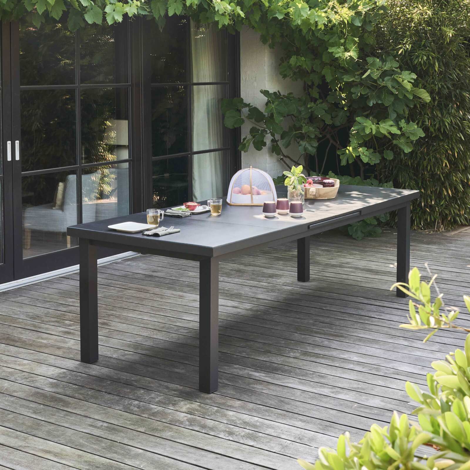 Table de jardin extensible rectangulaire (320 x 100 x 76 cm) en aluminium gris