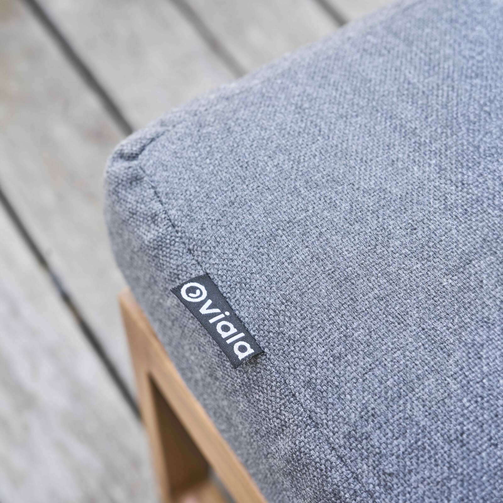 Salon de jardin 5 places avec canapé d'angle et fauteuils