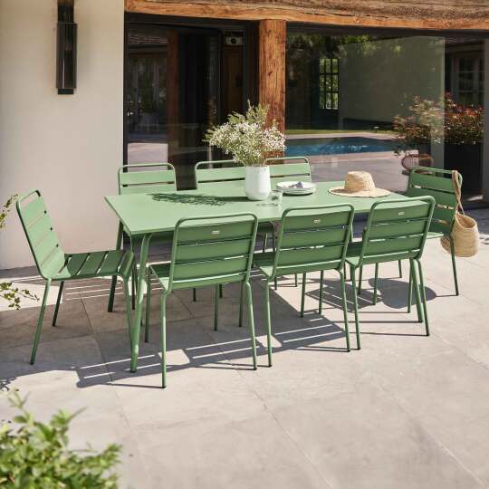 Table de jardin rectangulaire + 8 chaises en métal empilables | Oviala