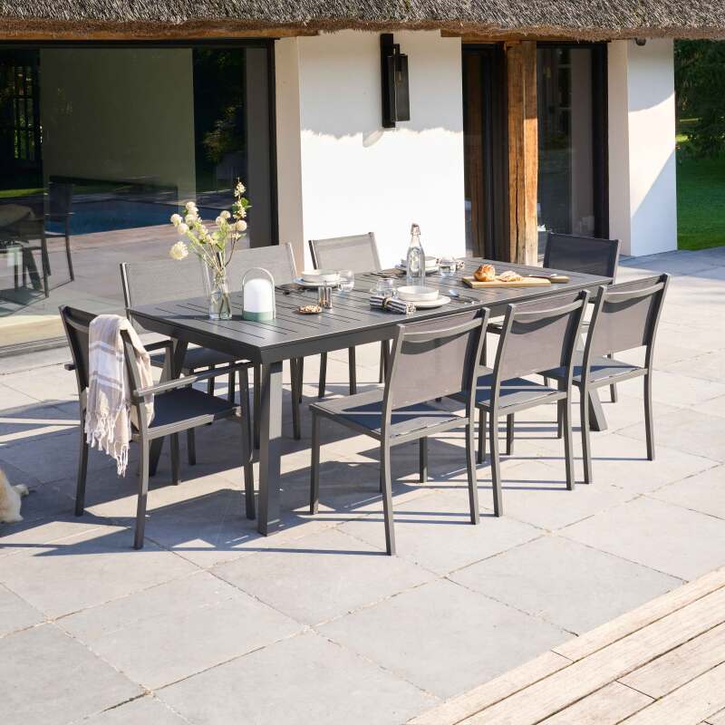 Table de jardin extensible rectangulaire avec 8 chaises et 2 chaises avec accoudoirs
