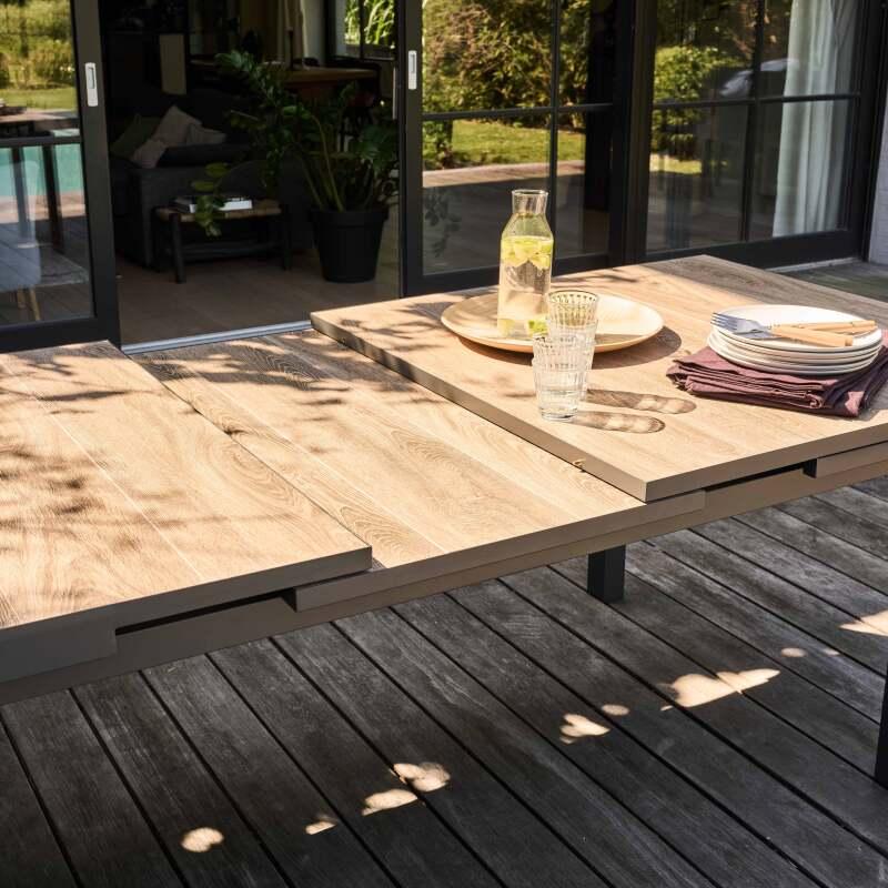 Table de jardin extensible rectangulaire (200/260 x 100 x 75 cm) en aluminium et céramique