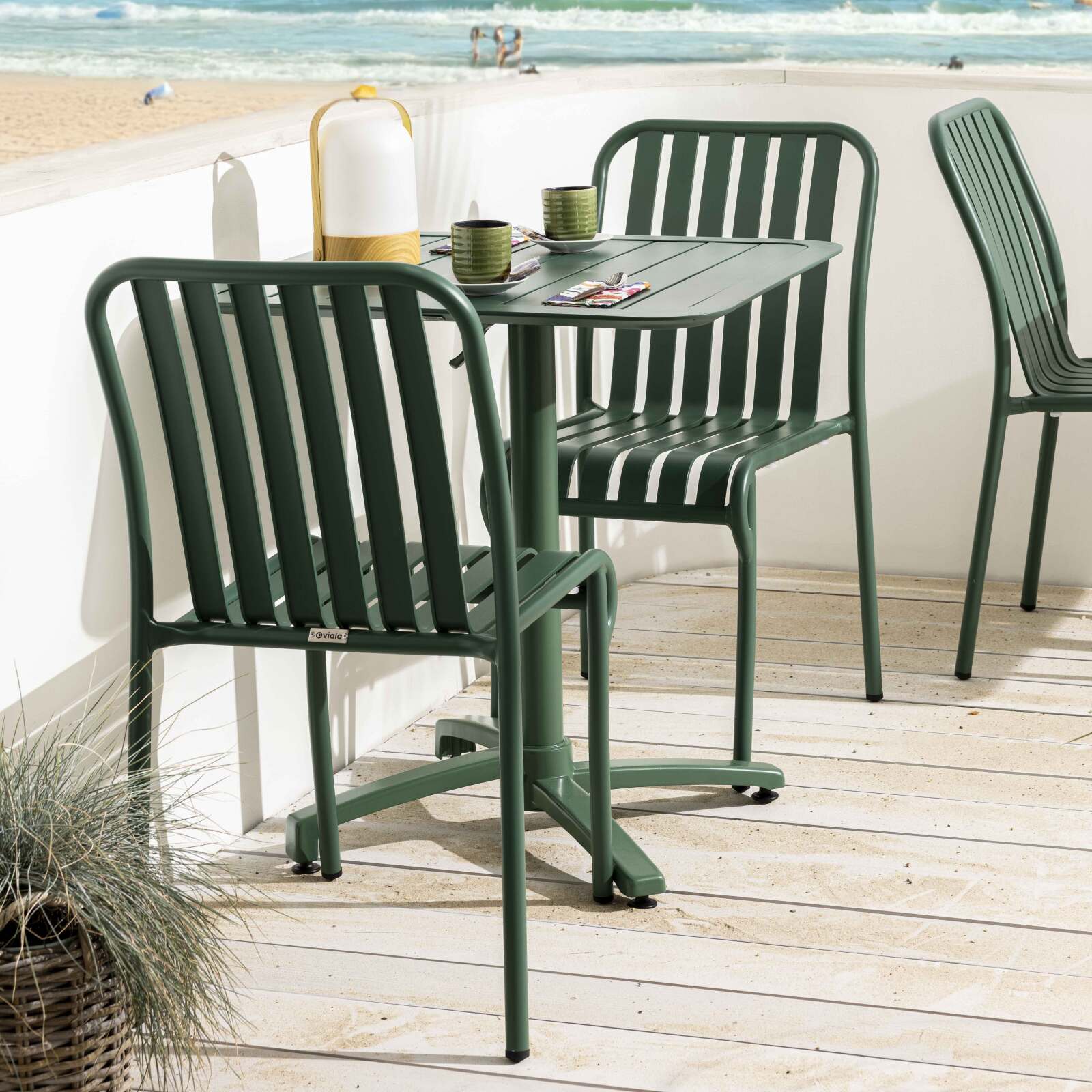 Chaise de jardin design en aluminium