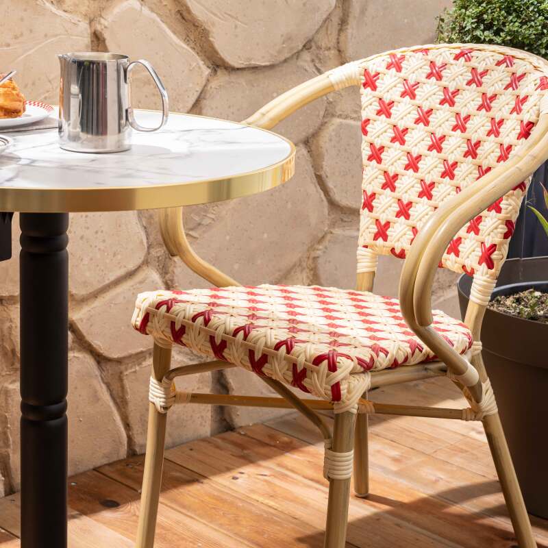 Table de terrasse en contreplaqué stratifié avec bord en aluminium ⌀60 cm et 2 chaises style bistrot parisien (4/8)