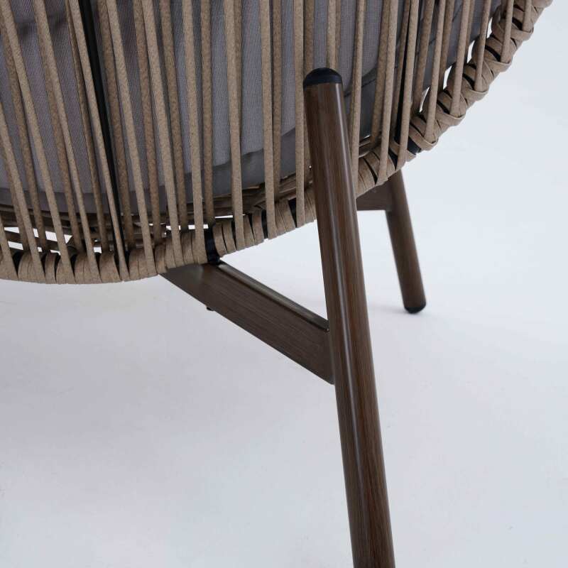 Fauteuil de jardin oeuf sur pied en acier et rotin 142 cm