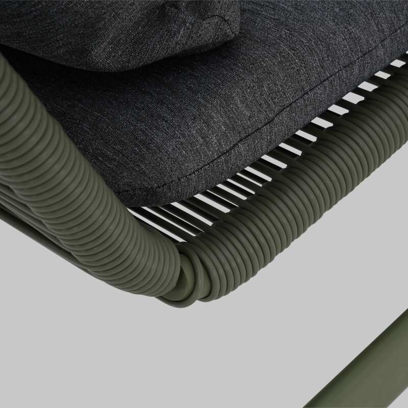 Salon de jardin 4 places en métal avec 1 canapé, 2 fauteuils et table basse