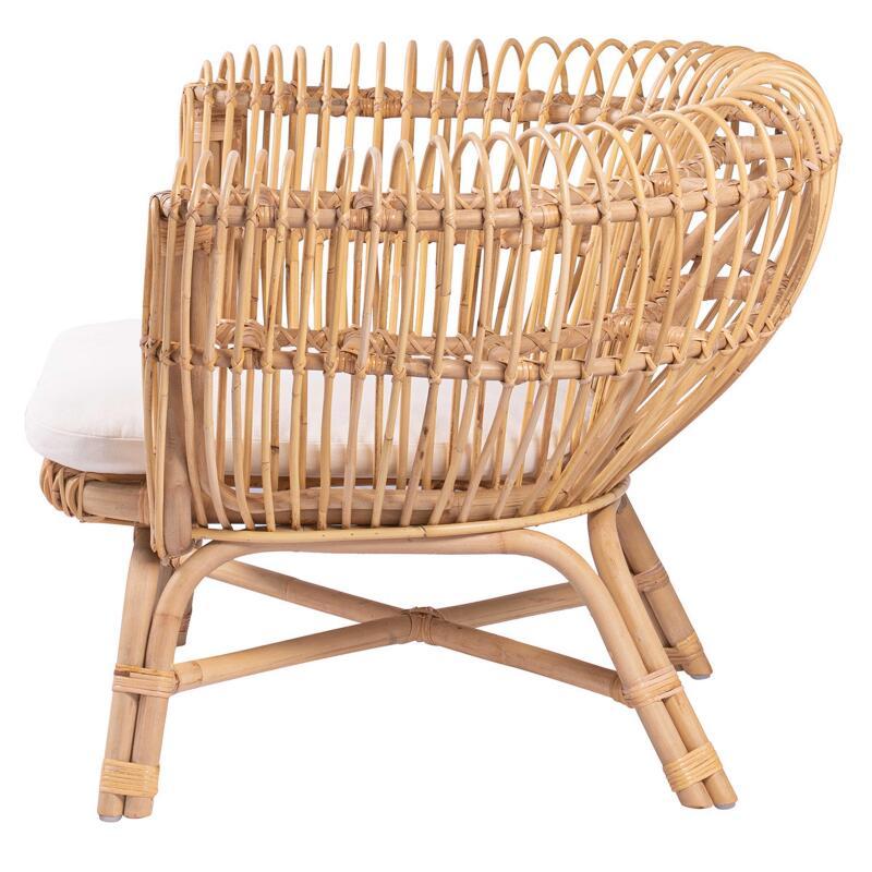 Fauteuil ajouré en rotin naturel