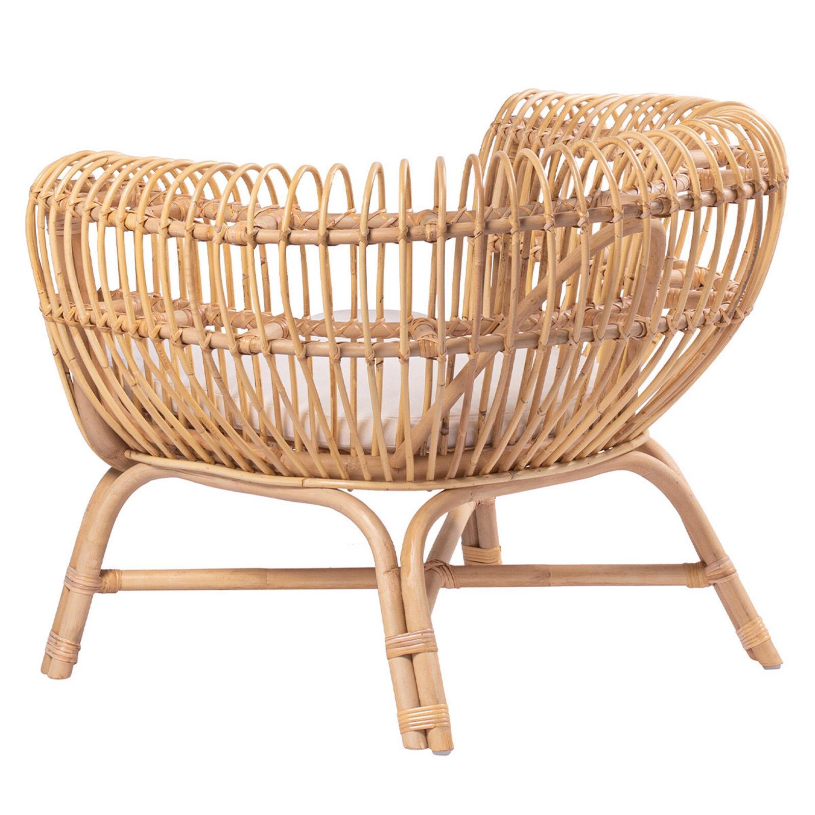 Fauteuil ajouré en rotin naturel