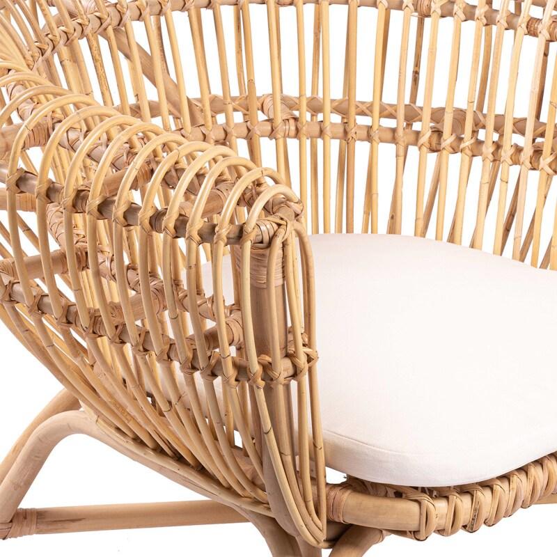 Fauteuil ajouré en rotin naturel