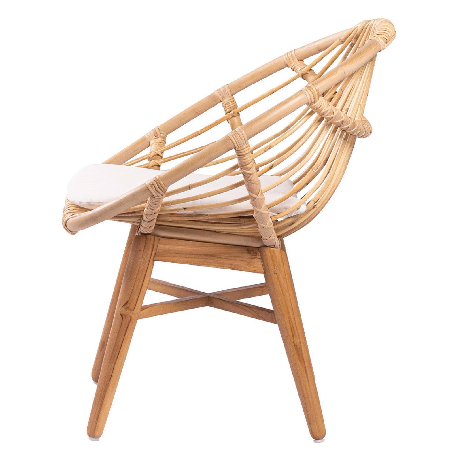 Fauteuil ajouré en rotin naturel