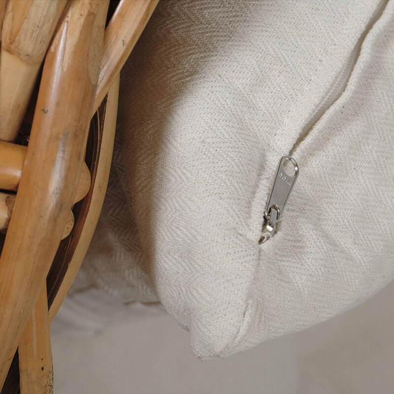 Fauteuil œuf tressé en osier et rotin naturel