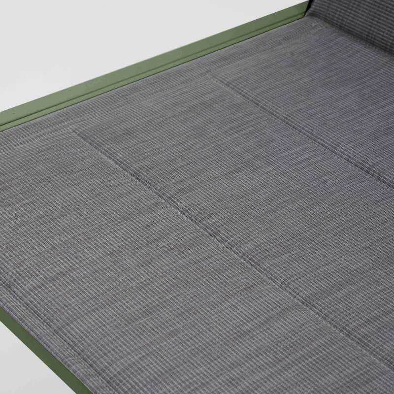 Salon de jardin 4 places en aluminium avec 1 canapé, 2 fauteuils et table basse