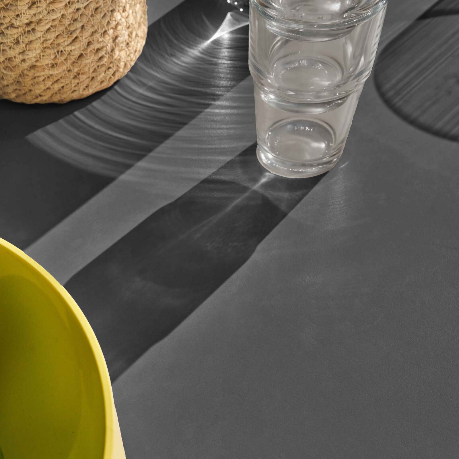 Table de jardin rectangulaire (180 x 90 cm) en aluminium + pierre frittée