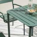 Table de terrasse carrée 70 x 70 cm et 2 chaises avec accoudoirs en aluminium