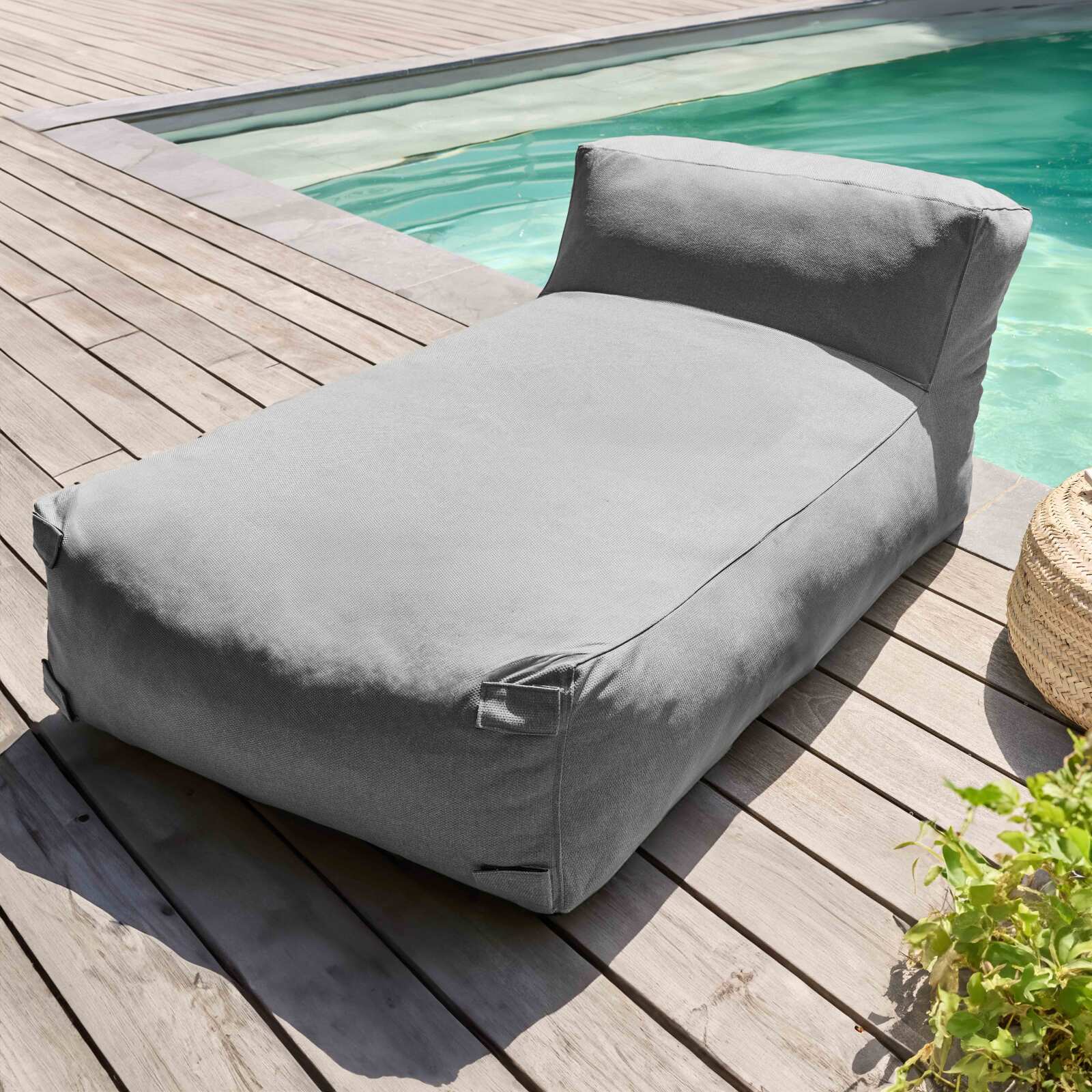 Salon de jardin modulable avec 2 méridiennes Salon de jardin modulable avec 2 méridiennes