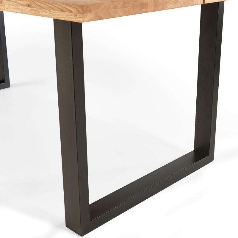 Table à manger rectangulaire en chêne FSC® avec bords irréguliers et pieds en forme de U