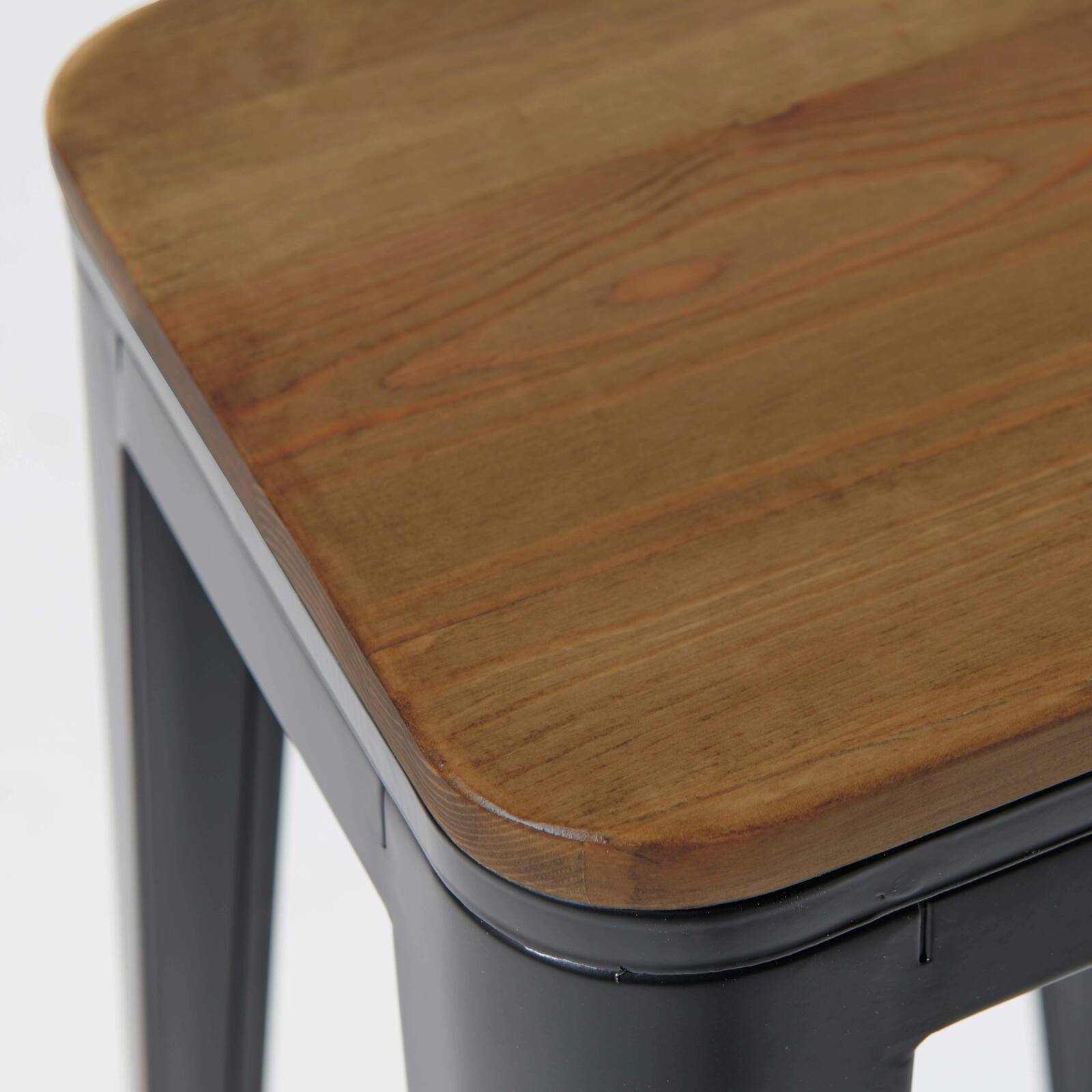 Lot de 4 tabourets de bar en acier mat et bois