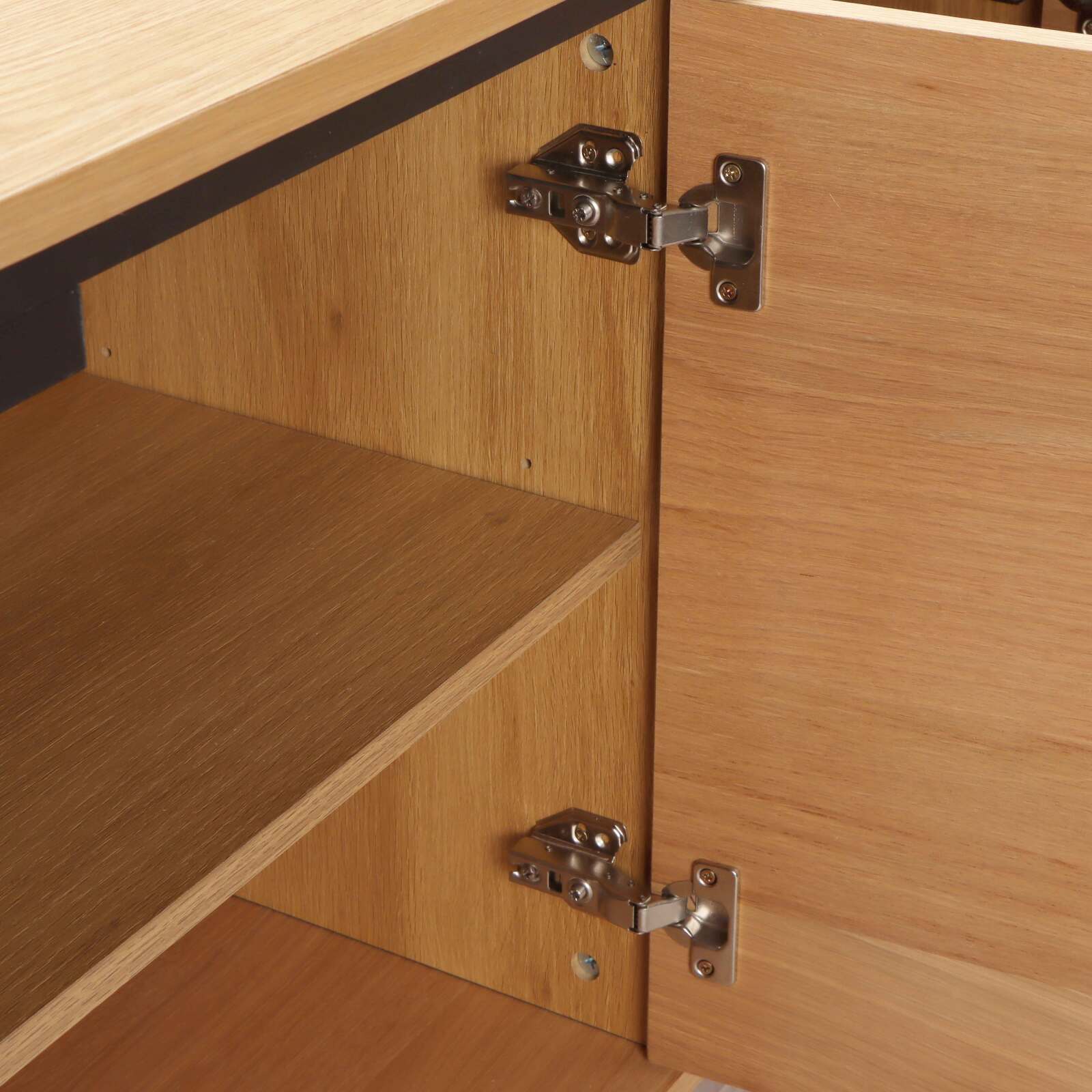 Buffet en mélaminé 2 portes 120 cm