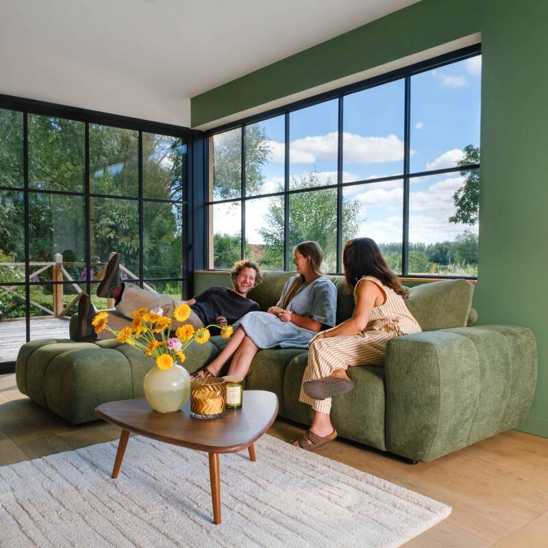 Canapé d'angle 3 places en tissu avec méridienne gauche et coussins