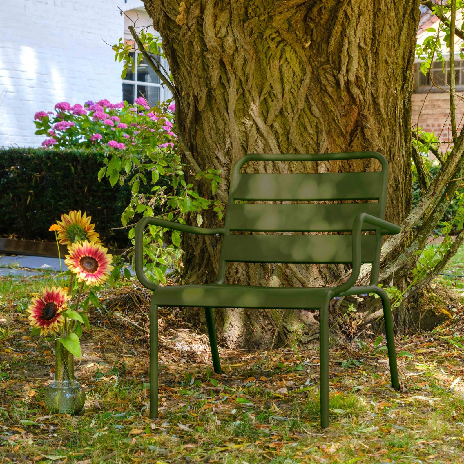 Fauteuil bas de jardin en métal