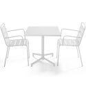 Table de jardin bistrot carrée inclinable en métal avec pied encastrable 70x70 cm et 2 chaises avec accoudoirs