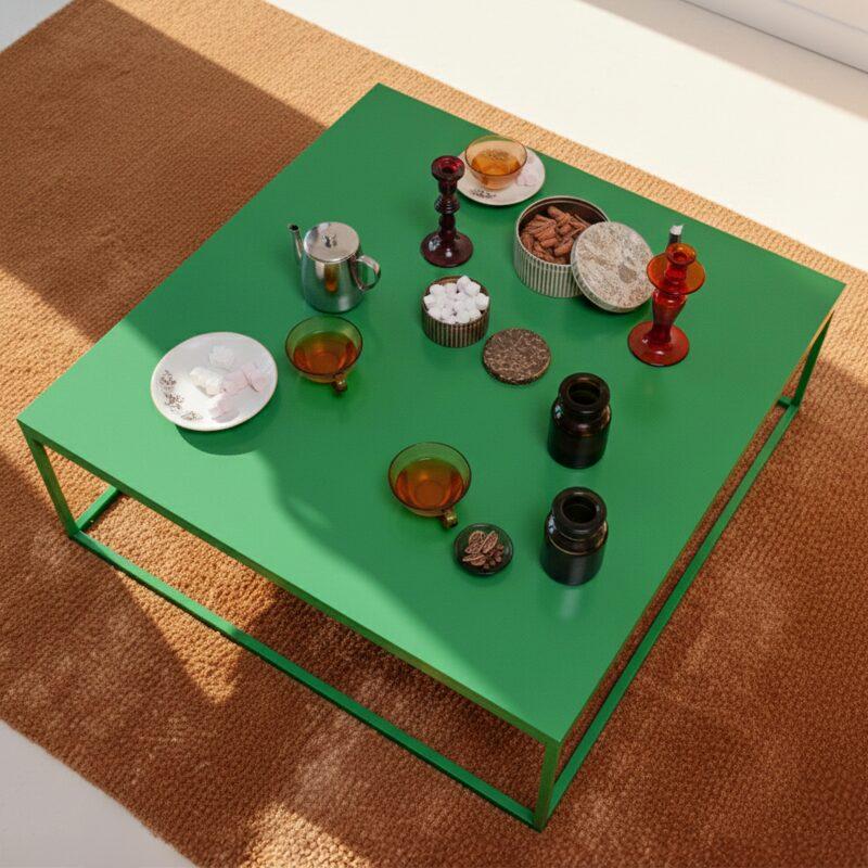 Table basse en métal carrée 90x90 cm