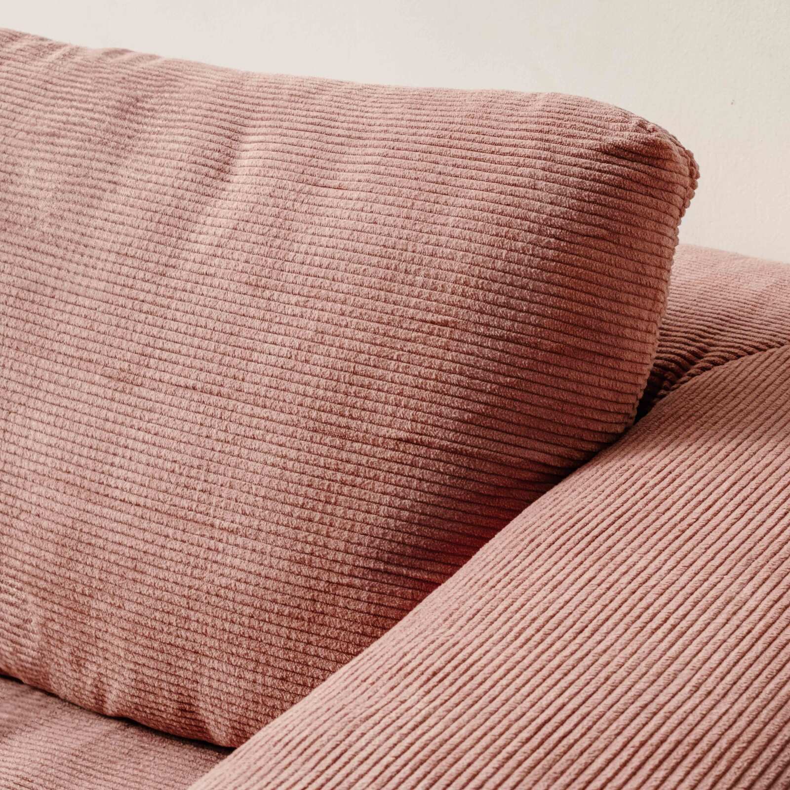 Canapé 2 places en tissu côtelé avec coussins