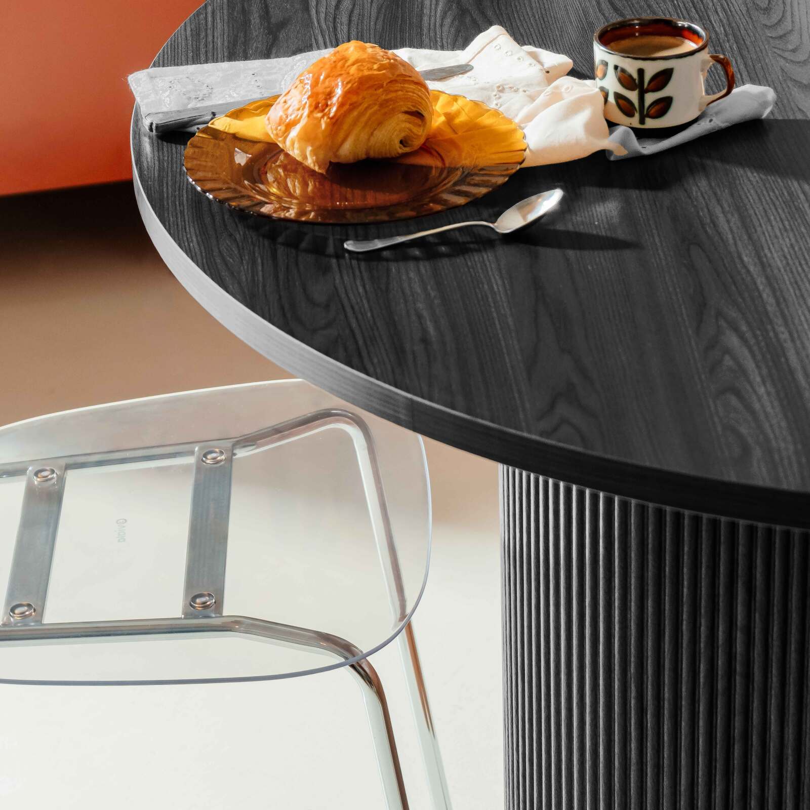 Table à manger ronde effet bois 4 personnes