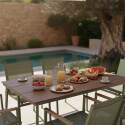 Table de jardin en métal et polywood 150x90 cm et 6 chaises 
