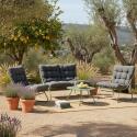Salon de jardin en métal 4 places avec 1 canapé, 2 fauteuils et table basse