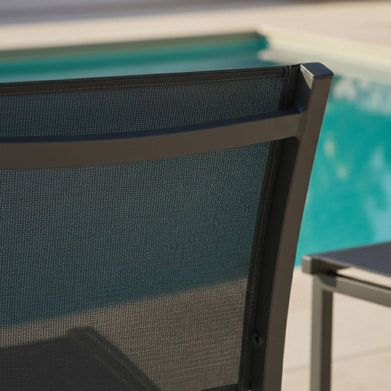 Chaise de jardin en aluminium et textilène