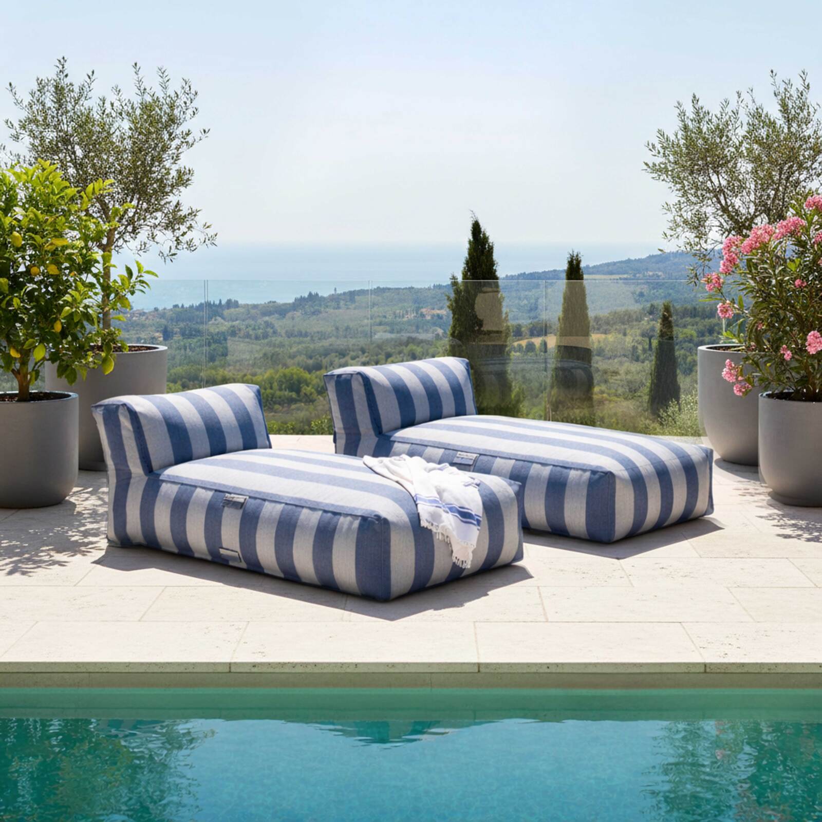 Salon de jardin modulable 2 places avec 2 méridiennes rayées