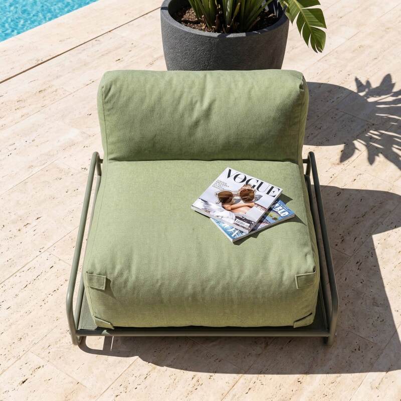 Chauffeuse pour salon de jardin modulable avec structure (2/7)