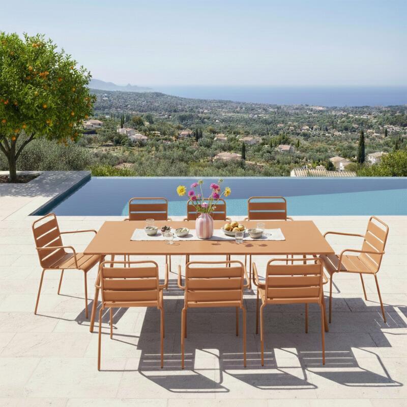 Table de jardin en métal 180x90 cm et 8 chaises avec accoudoirs