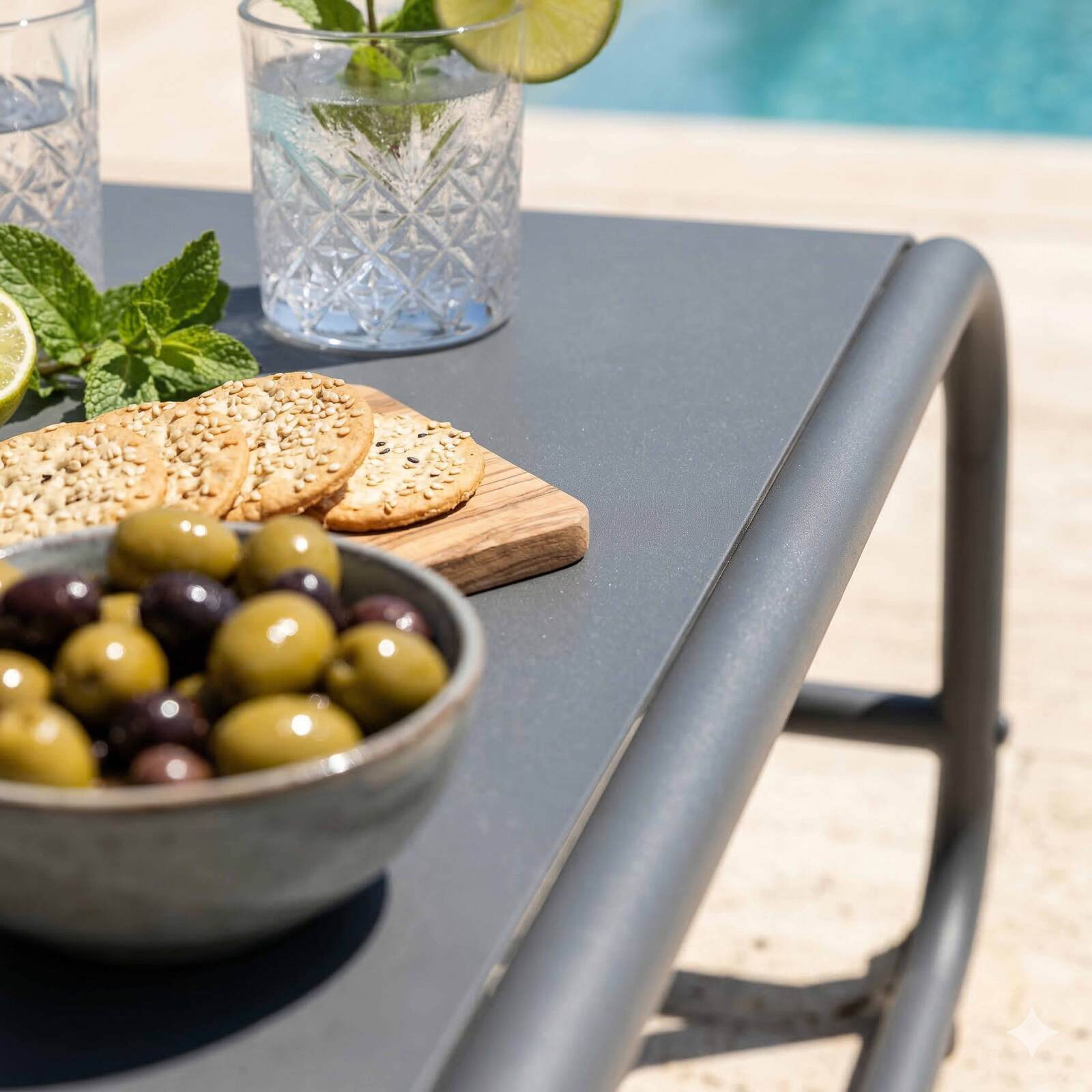 Table basse de jardin rectangulaire en métal 85x40x30 cm