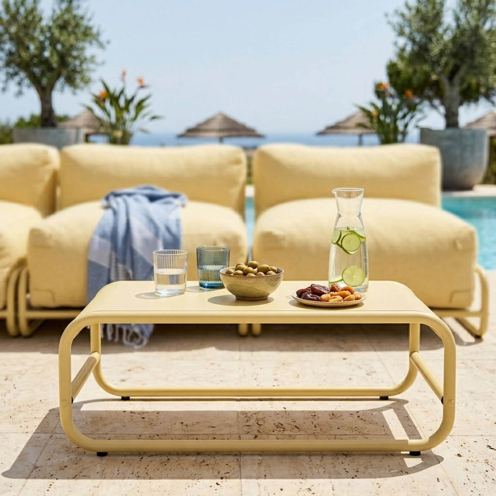 Table basse de jardin rectangulaire en métal 85x40x30 cm