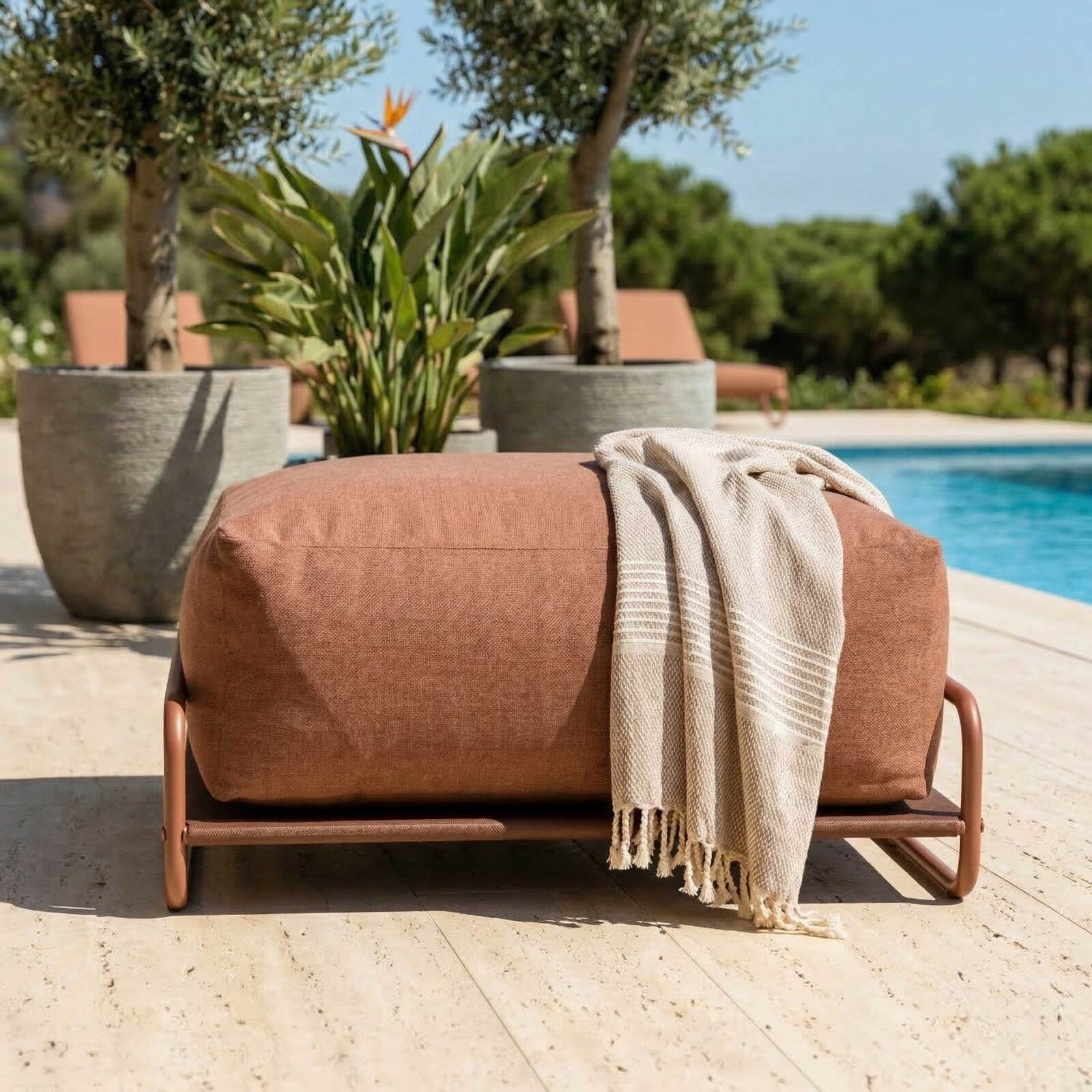 Pouf pour salon de jardin modulable avec structure