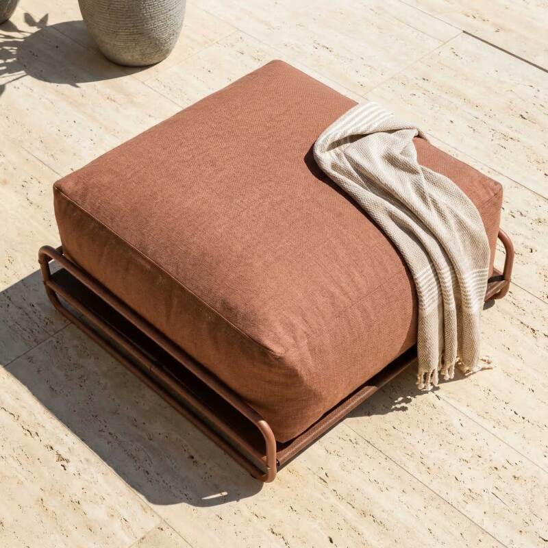 Pouf pour salon de jardin modulable avec structure (2/6)