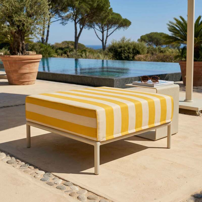 Pouf rayé pour salon de jardin modulable