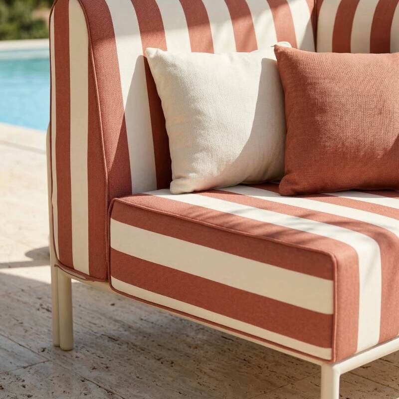Fauteuil d'angle rayé pour salon de jardin modulable (2/8)