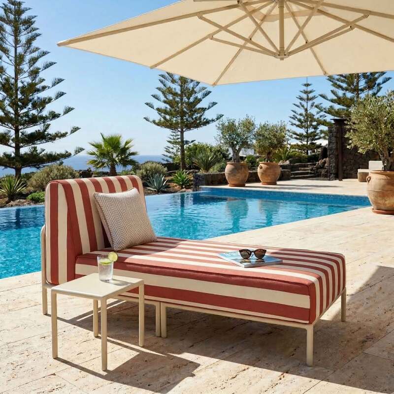 Méridienne rayée pour salon de jardin modulable 